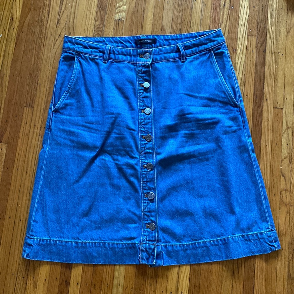 Banana Republic denim midi skirt